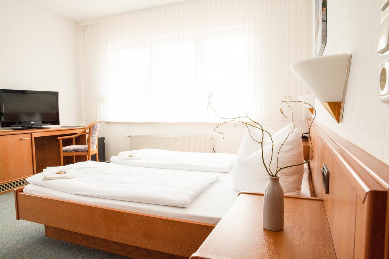 Dunkelforth Hotel Am Meilenstein מראה חיצוני תמונה